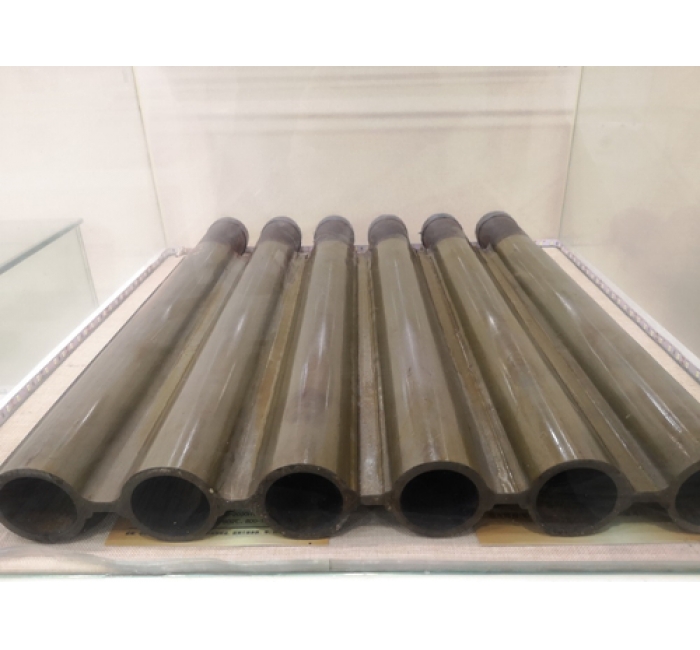 三期水冷壁2根排管/Φ45x6 內螺紋 20G 長度6米/組（相當于折算成單根就是12米），節距57mm，鰭片用Q235，厚度為6mm鋼板焊接，見附件示意圖；